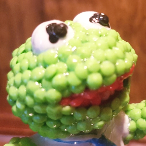 1986 The Muppet Babies Kermit Figure Hand Crafted Upcycled Beaded Vintage - Picture 4 of 12